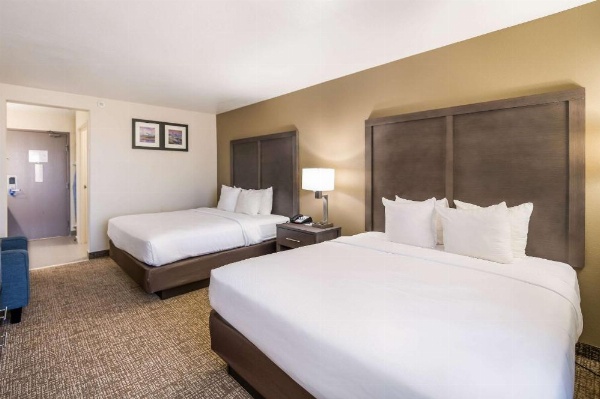 Comfort Inn image 13